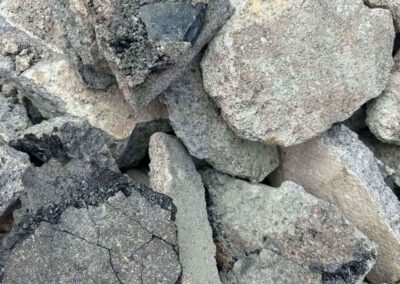 Bauschutt mit Auffälligkeiten